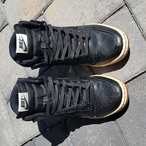 Nike Dunk Sky High Wedge Sneakers Black